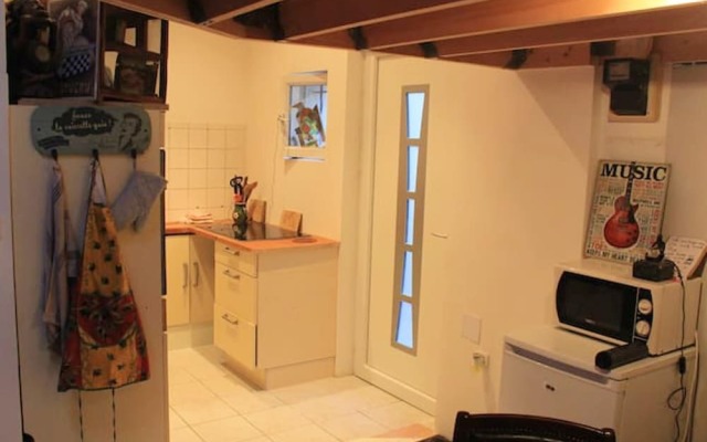 House with 3 Bedrooms in Clichy, with Wifi