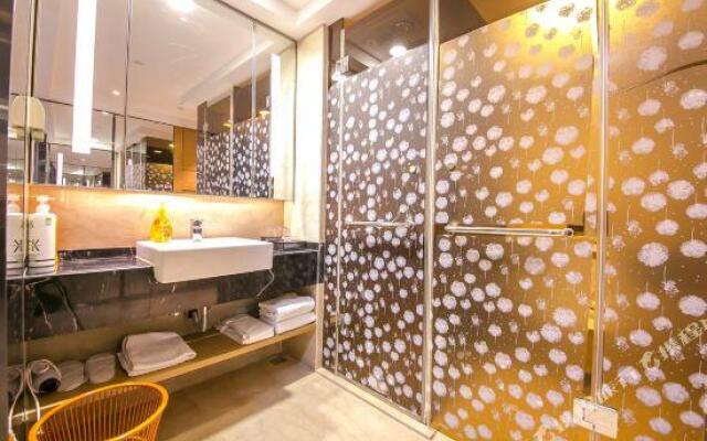 Wantong Center Bailian Hanting Hotel