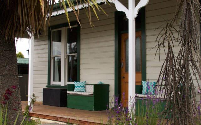 Pinedale Lodge & Apartment