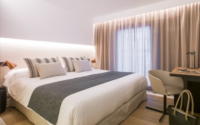 Nakar Hotel