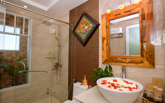 Rex Hotel and Apartment