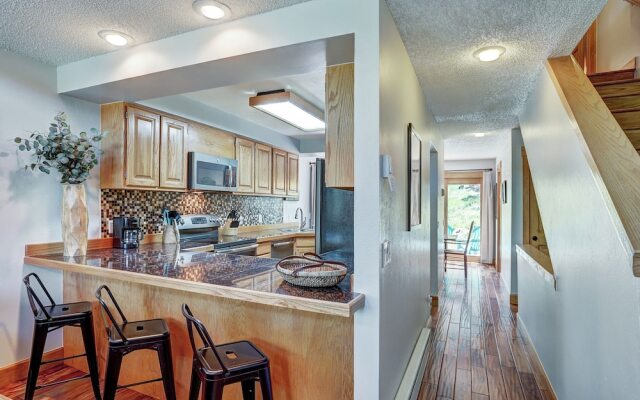 Sophie's Chalet 3 Bedroom Townhouse by RedAwning