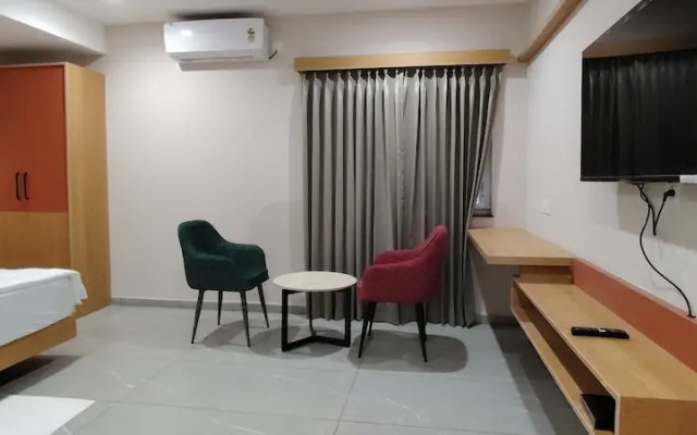 PubliQ Luxury Stays