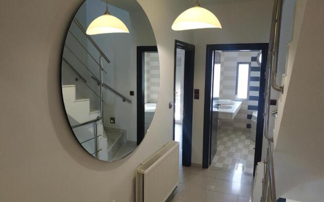 Luxury Villa with Sea View near Kallithea