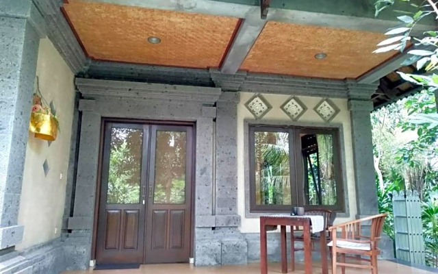Prasanti Bed & Breakfast