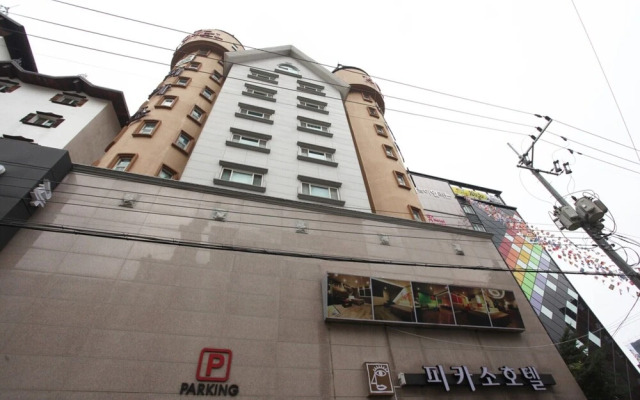 hotelImage