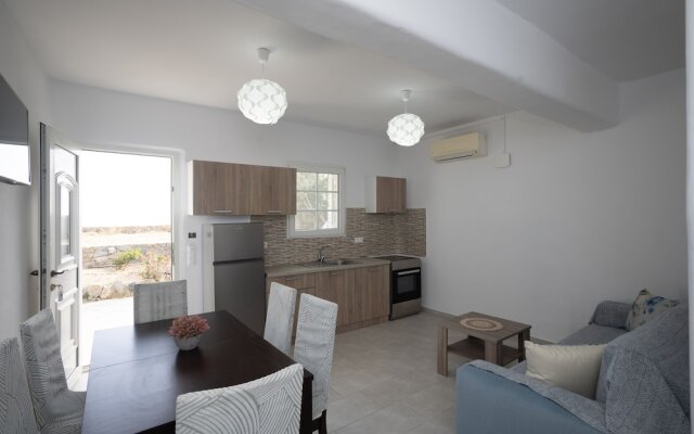 Island Dreaming Opal 2 Bd w shared pool