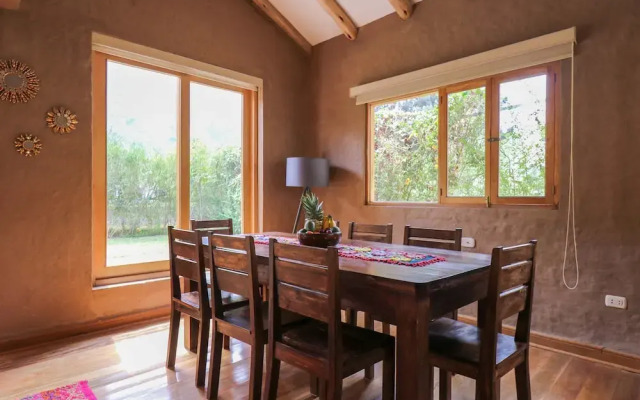 w Majestic 3BR House in Villa Sagrado