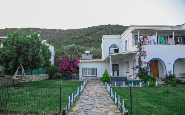 Yalıyanı Pansiyon