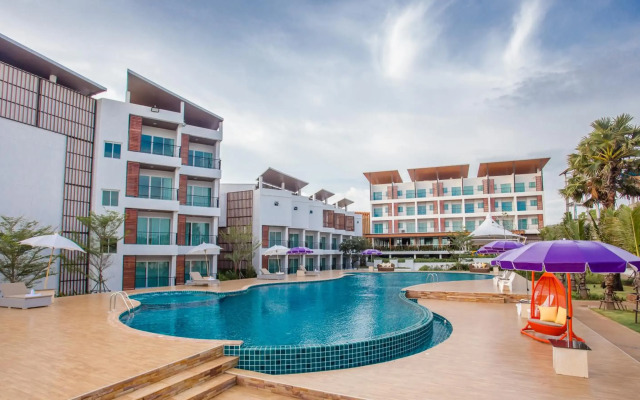 Saint Tropez Beach Resort Hotel