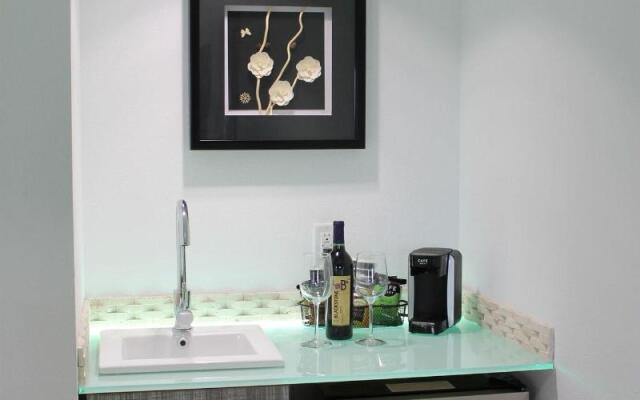 Regalia Hotel & Conference Center