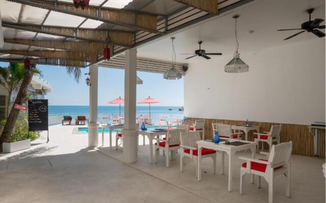 Crystal Bay Beach Resort