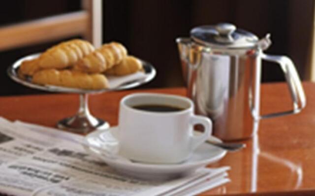 Elpida City Hotel