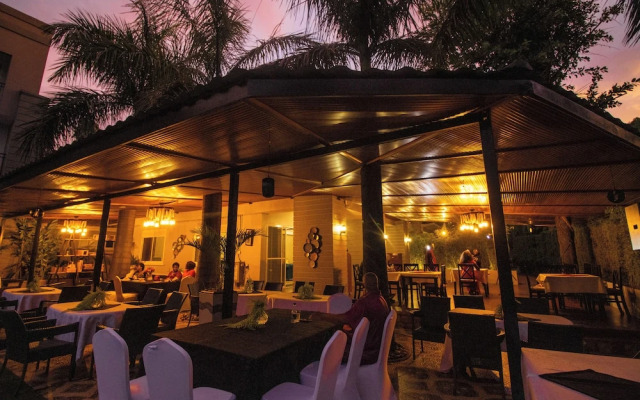 The Mansion Hotel
