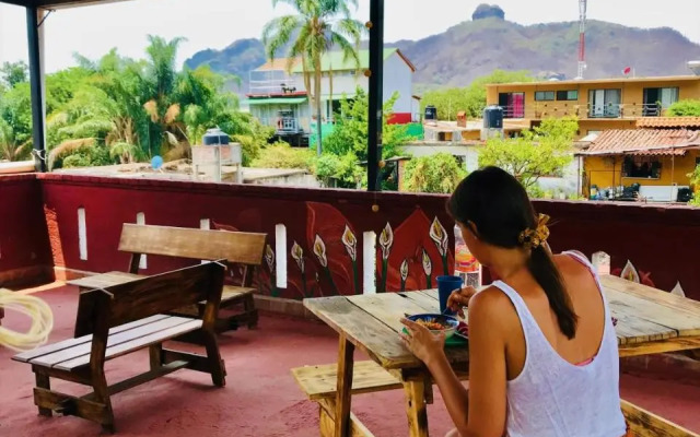 Natural Mystic Hostal
