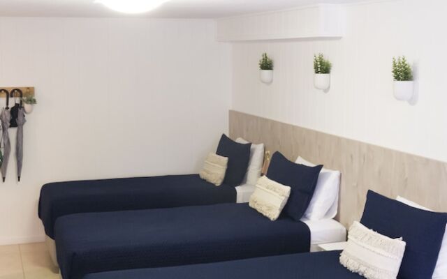 Unit 4 Weyba Lodge Noosa