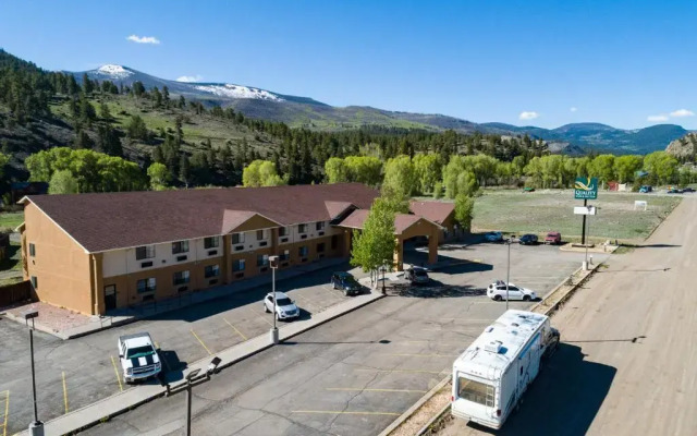 Allington Inn & Suites South Fork