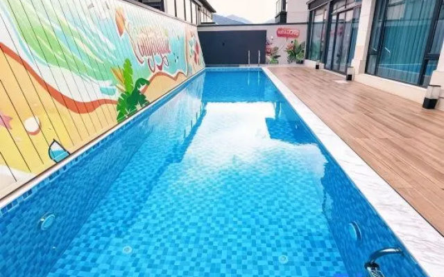 Zengcheng Baishui Village Forest Haiyun Luxury Villa – Pool – Guangzhou
