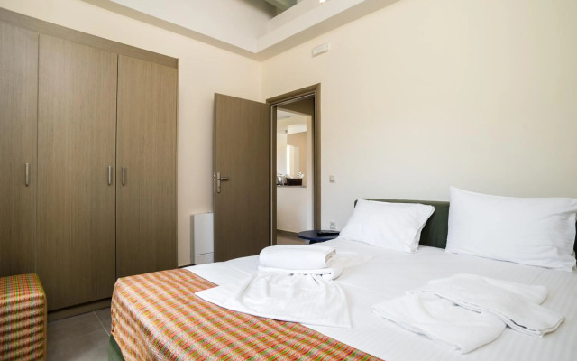 Three Stars Beach Hotel