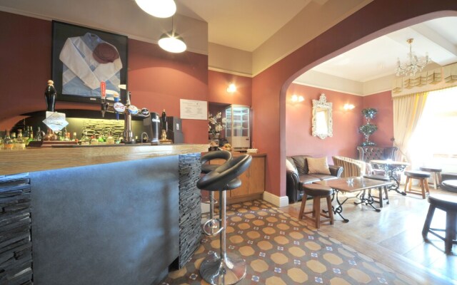 Priory Hotel