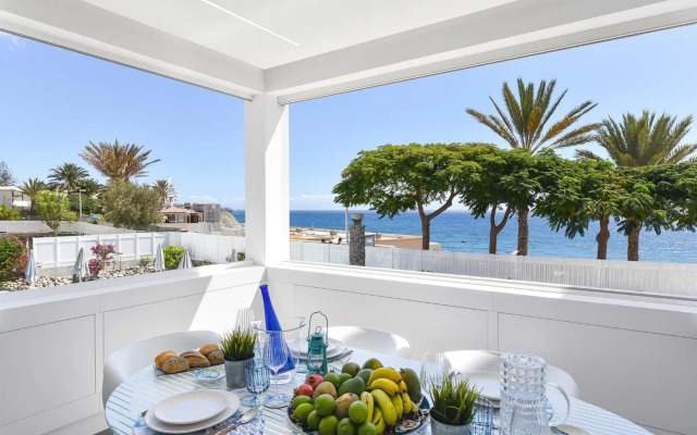 Aida 206 by VillaGranCanaria