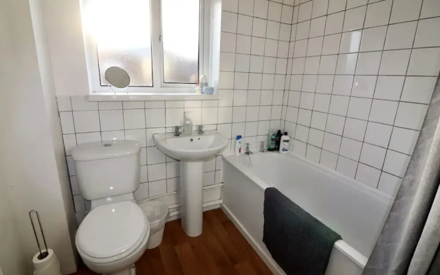 York Rd area 2 bed