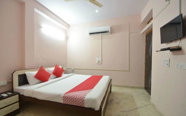 OYO 18515 Hotel Jal Mahal Jhalak Palace