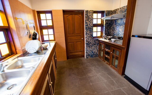 Pao Jin Poon Beach Front Villa