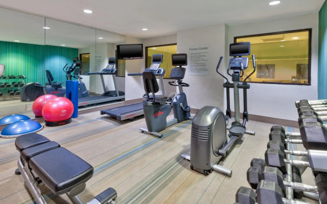 Holiday Inn Express Hotel & Suites Chesapeake by IHG