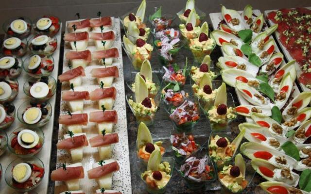 BG Hotel Tonga Tower