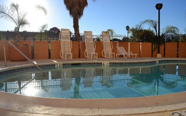 Consulate Hotel Airport/Sea World San Diego Area