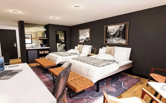 Gravity Haus Big Sky