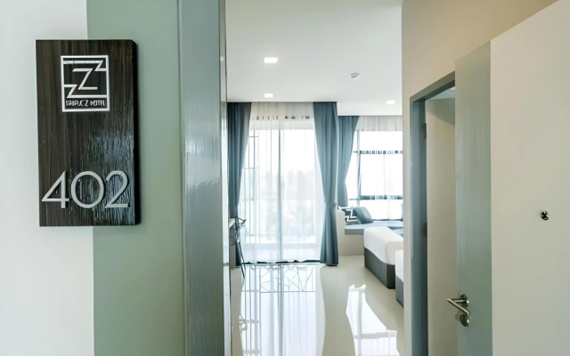 Triple Z Hotel