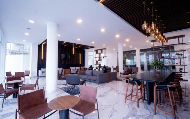 Real View Towers E201 by Casago