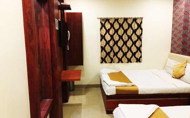 OYO 26563 Safar Residency