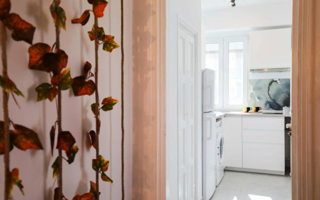 Victoria Avenue Apartment