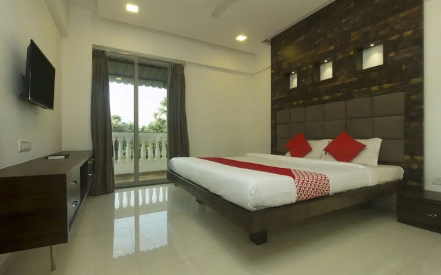 Blue Roof Sea Side By OYO Rooms