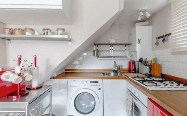 Tasteful & Homely 1BD Flat - Brixton