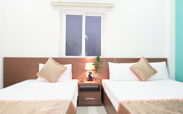Hung Long Hostel
