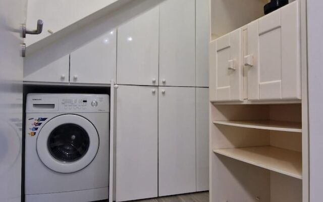 Ribas Apartment by Acasadascasas