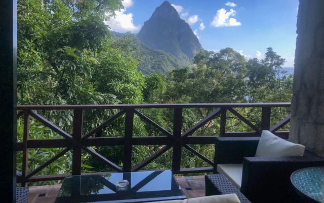 Green Fig Resort & Spa