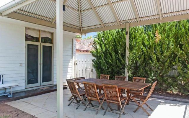 Francis Retreat- Echuca Holiday Homes