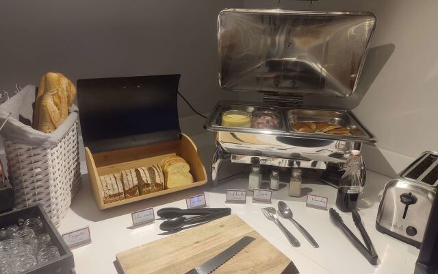 Kyriad Direct Auxerre Appoigny