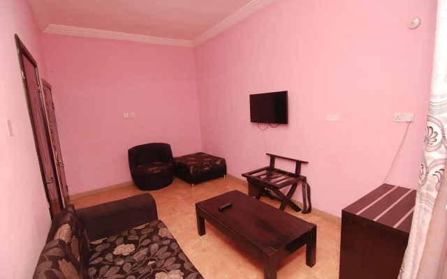 Pine Crest Exclusive Hotel & suite