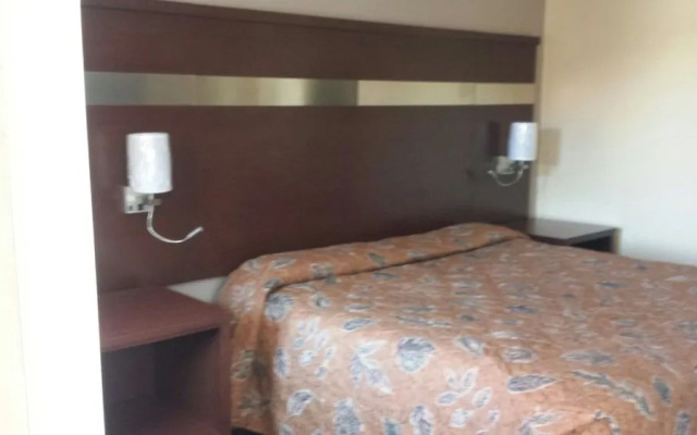 Taylor village inn and suites