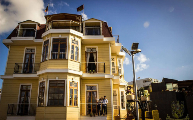 hotelImage