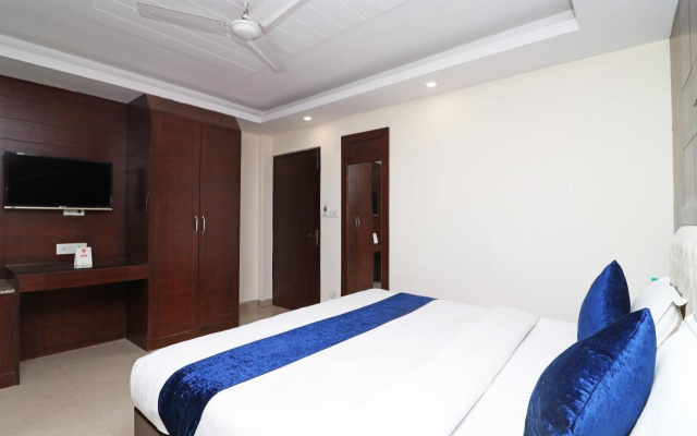 OYO 1679 Value Hotel