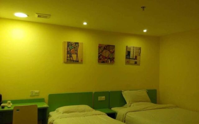 Yimi Hotel Changshou Metro Branch