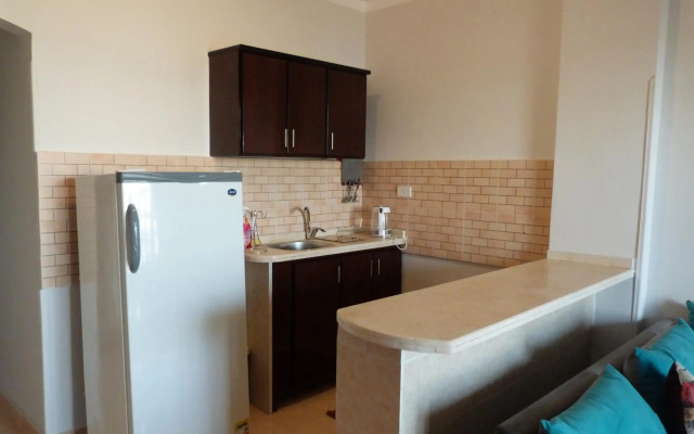 Luxor Plaza House