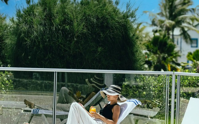 Esmeralda Resort